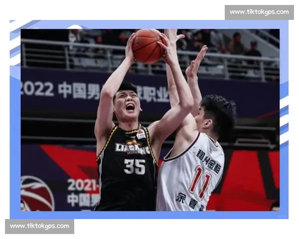 聚焦新秀球员成长与表现分析,展望未来篮球赛场的明星潜力 聚焦新秀球员成长与表现分析,展望未来篮球赛场的明星潜力